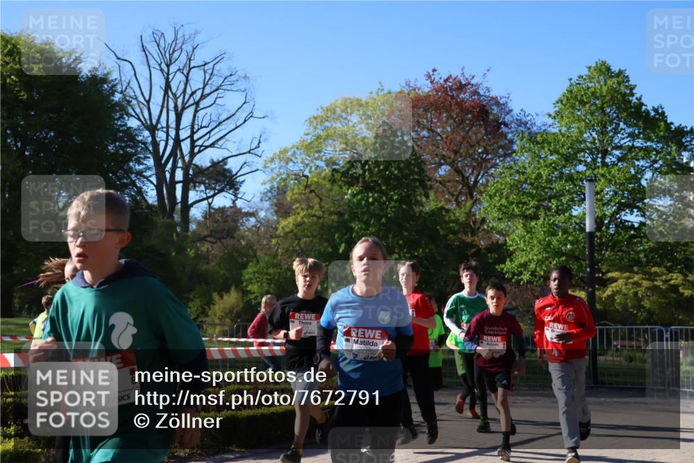 25.04.2025 - Das Zehntel Zöllner http://msf.ph/oto/7672791 26.04.2025 07:42:13 Laufen 1264, 2037 meine-sportfotos.de