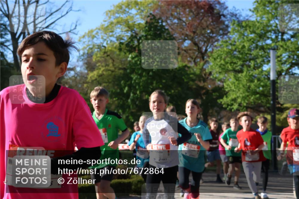 25.04.2025 - Das Zehntel Zöllner http://msf.ph/oto/7672864 26.04.2025 07:42:24 Laufen 3461 meine-sportfotos.de