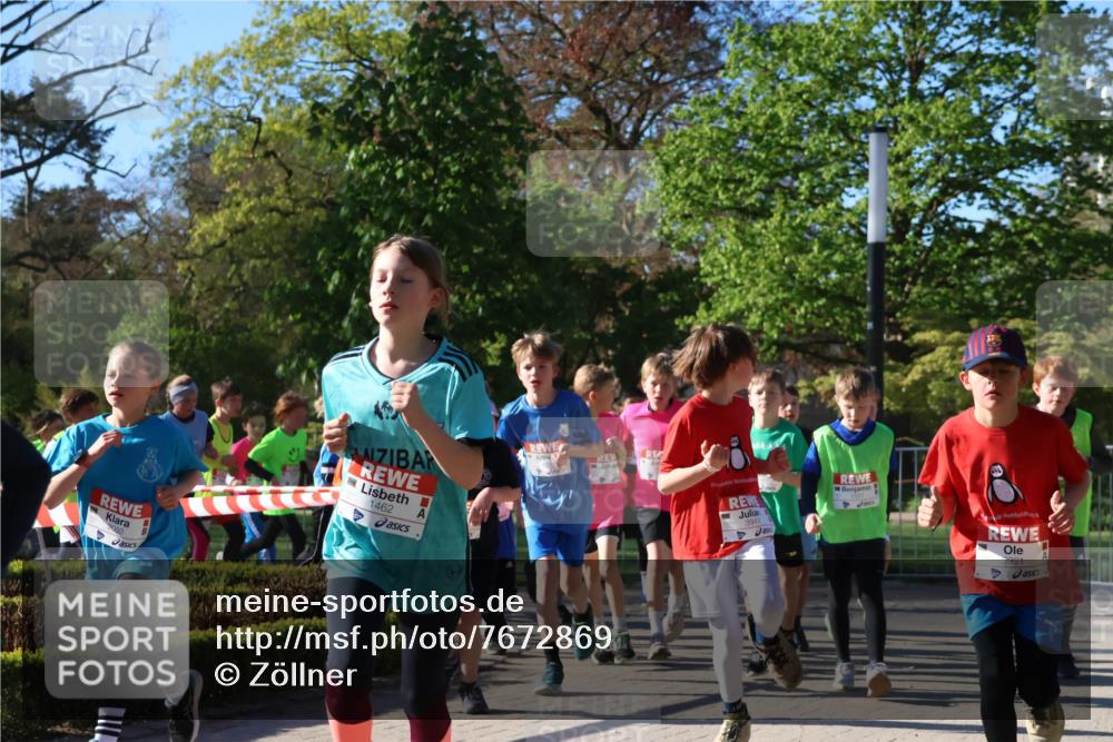 25.04.2025 - Das Zehntel Zöllner http://msf.ph/oto/7672869 26.04.2025 07:42:25 Laufen 2092, 1462, 3921 meine-sportfotos.de