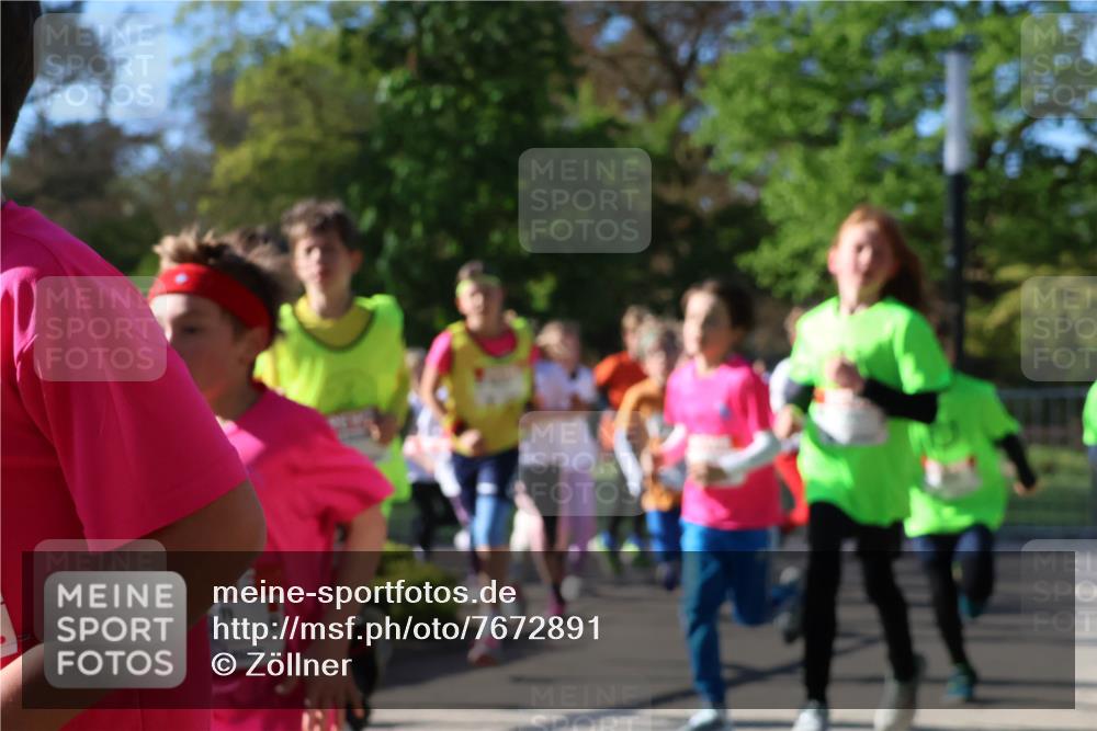 25.04.2025 - Das Zehntel Zöllner http://msf.ph/oto/7672891 26.04.2025 07:42:29 Laufen 3643 meine-sportfotos.de