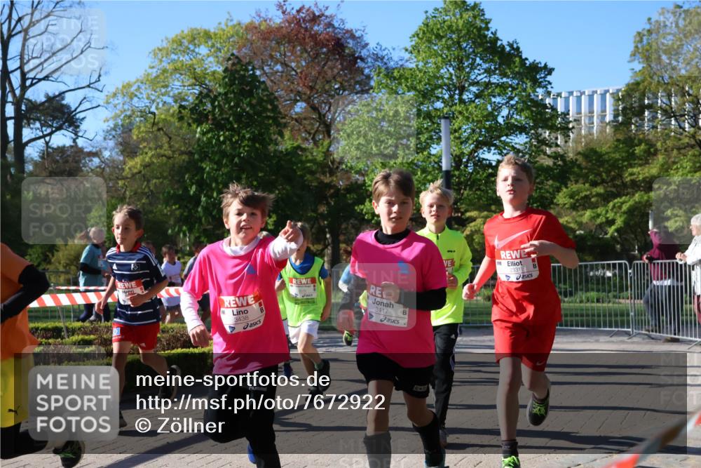 25.04.2025 - Das Zehntel Zöllner http://msf.ph/oto/7672922 26.04.2025 07:42:34 Laufen 3438, 3417, 2331 meine-sportfotos.de