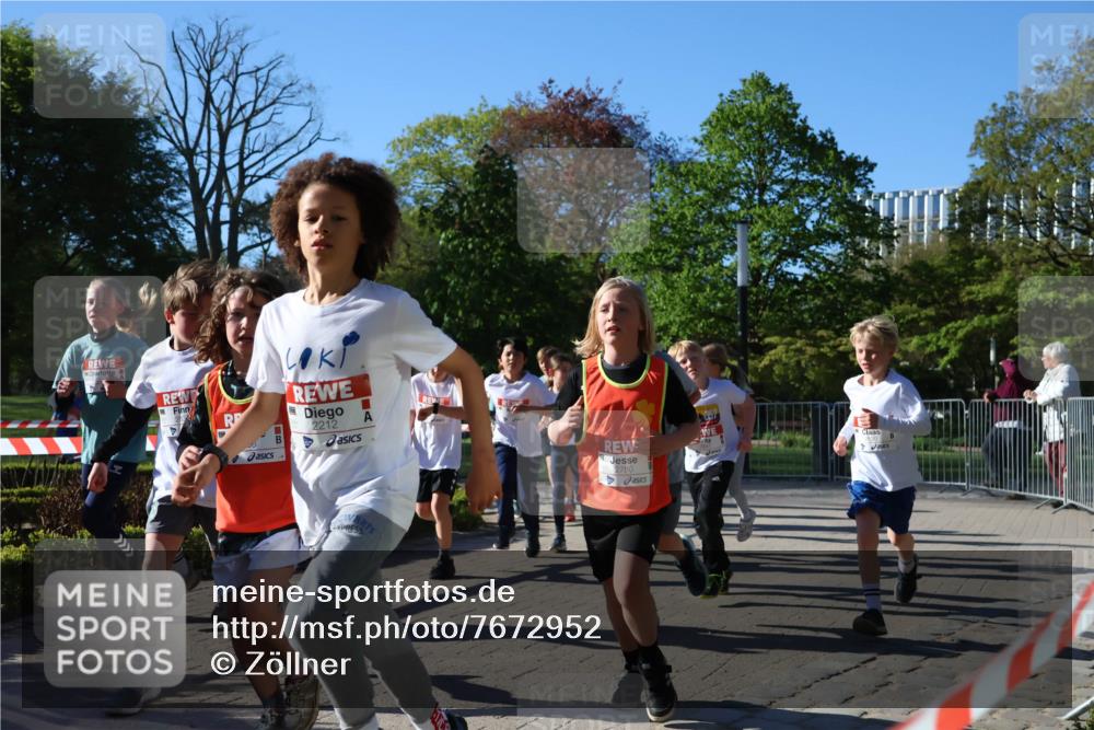 25.04.2025 - Das Zehntel Zöllner http://msf.ph/oto/7672952 26.04.2025 07:42:38 Laufen 2212, 2780 meine-sportfotos.de
