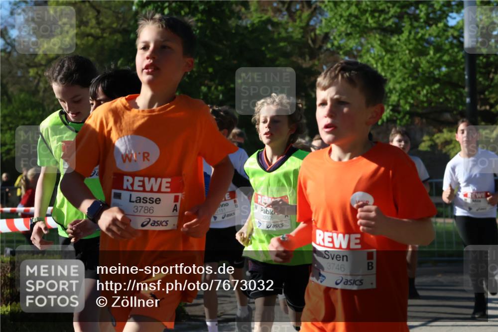25.04.2025 - Das Zehntel Zöllner http://msf.ph/oto/7673032 26.04.2025 07:42:49 Laufen 3786, 2151, 3237, 3746 meine-sportfotos.de