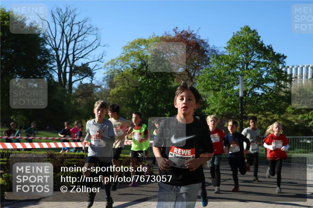 25.04.2025 - Das Zehntel Zöllner http://msf.ph/oto/7673057 26.04.2025 07:42:53 Laufen 2708 meine-sportfotos.de