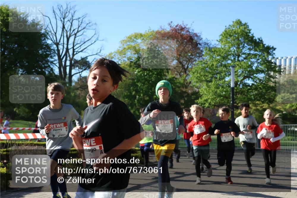 25.04.2025 - Das Zehntel Zöllner http://msf.ph/oto/7673061 26.04.2025 07:42:53 Laufen 2591, 2708, 2953 meine-sportfotos.de