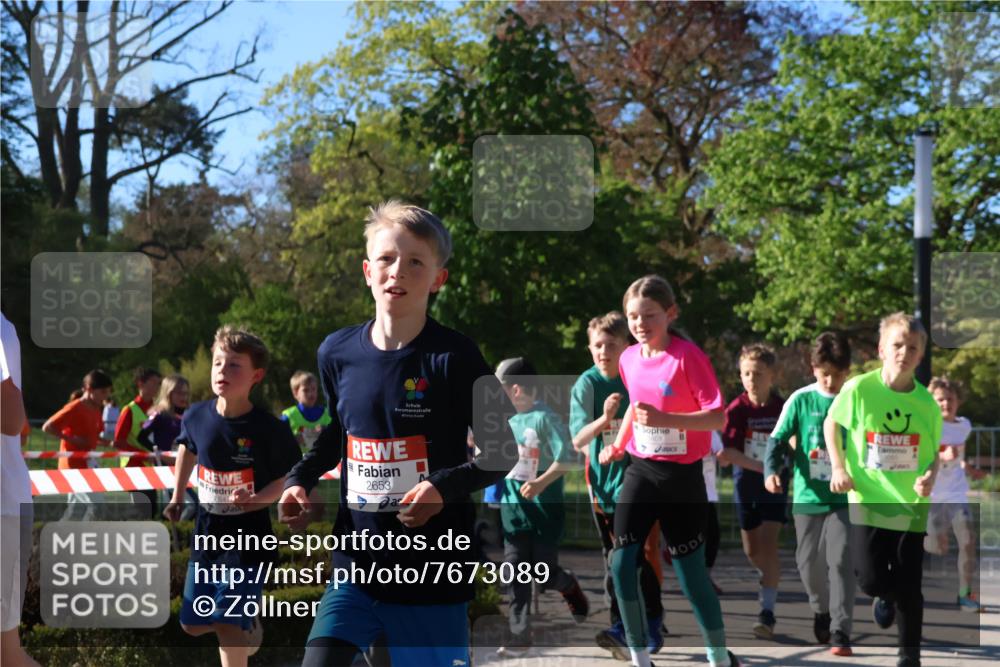 25.04.2025 - Das Zehntel Zöllner http://msf.ph/oto/7673089 26.04.2025 07:42:57 Laufen 3401, 2653 meine-sportfotos.de