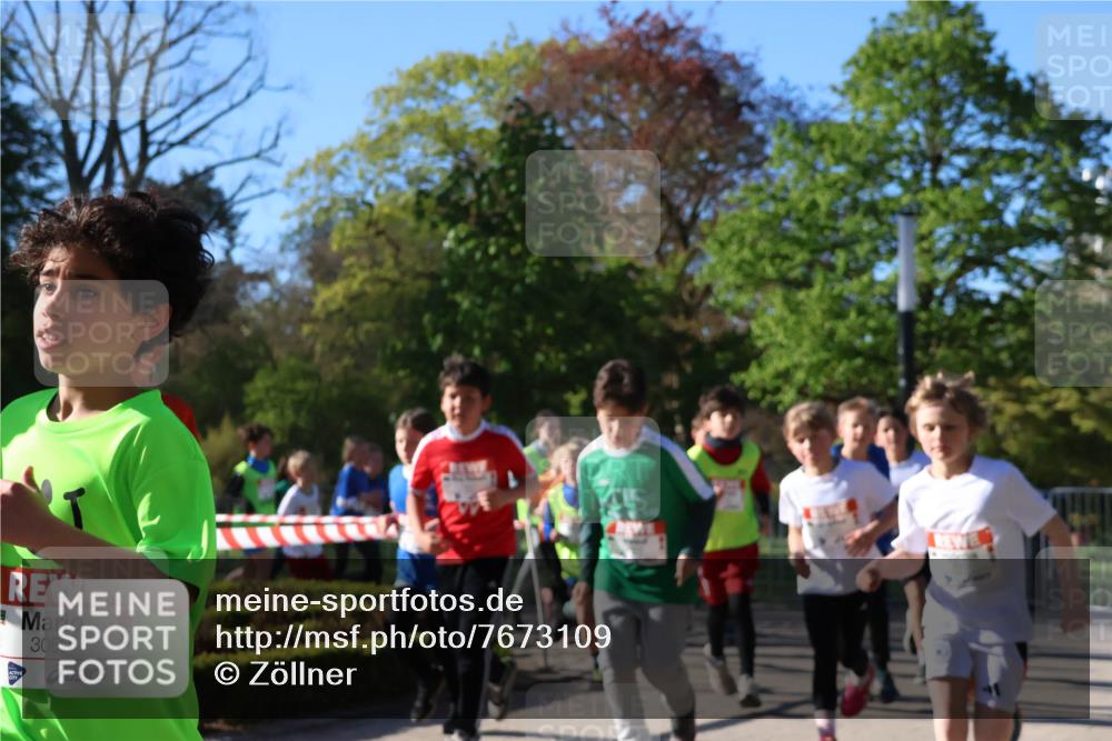 25.04.2025 - Das Zehntel Zöllner http://msf.ph/oto/7673109 26.04.2025 07:42:59 Laufen 3059 meine-sportfotos.de