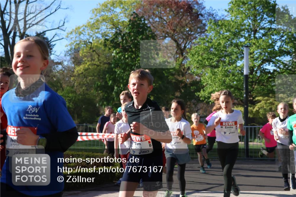 25.04.2025 - Das Zehntel Zöllner http://msf.ph/oto/7673167 26.04.2025 07:43:05 Laufen 1235, 2679, 96, 2168 meine-sportfotos.de