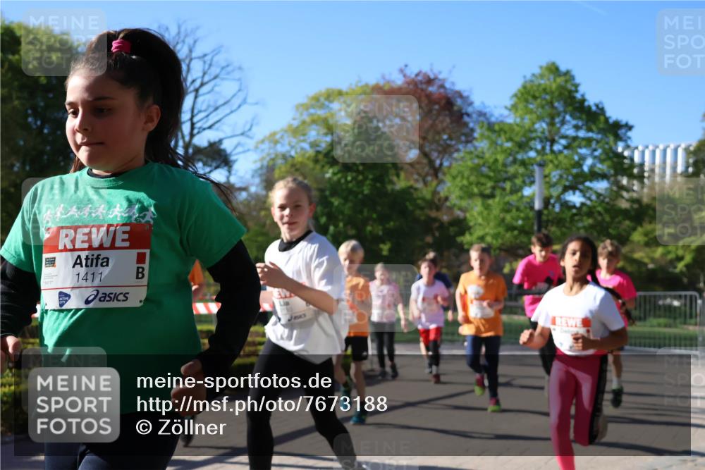25.04.2025 - Das Zehntel Zöllner http://msf.ph/oto/7673188 26.04.2025 07:43:07 Laufen 1411 meine-sportfotos.de