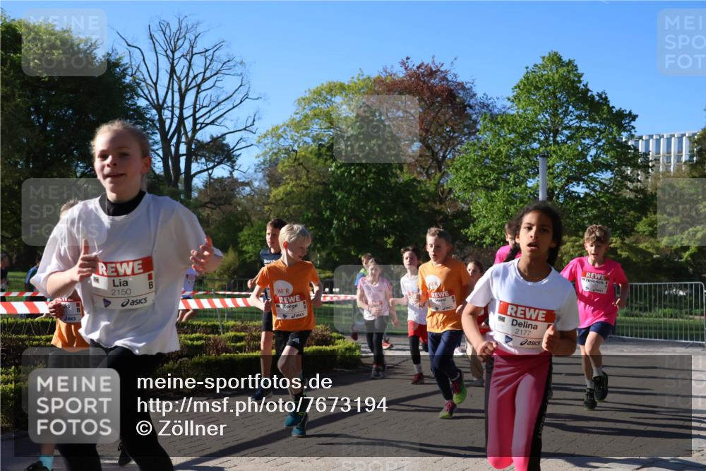 25.04.2025 - Das Zehntel Zöllner http://msf.ph/oto/7673194 26.04.2025 07:43:07 Laufen 2150, 2177 meine-sportfotos.de