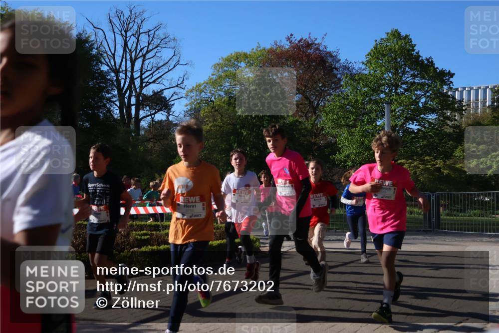 25.04.2025 - Das Zehntel Zöllner http://msf.ph/oto/7673202 26.04.2025 07:43:08 Laufen  meine-sportfotos.de