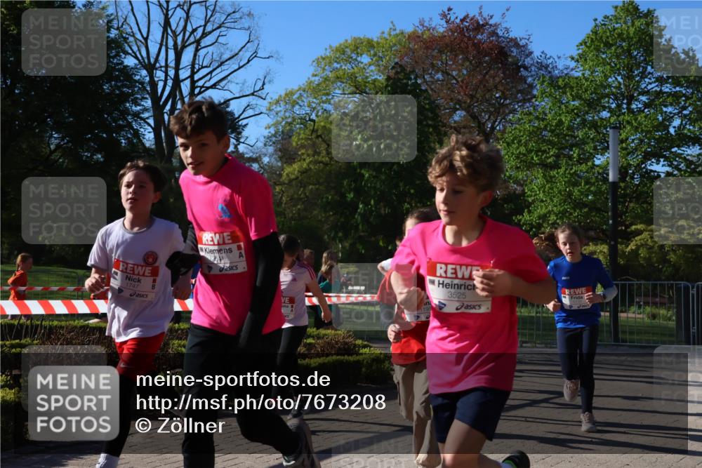 25.04.2025 - Das Zehntel Zöllner http://msf.ph/oto/7673208 26.04.2025 07:43:09 Laufen 1747, 3525 meine-sportfotos.de