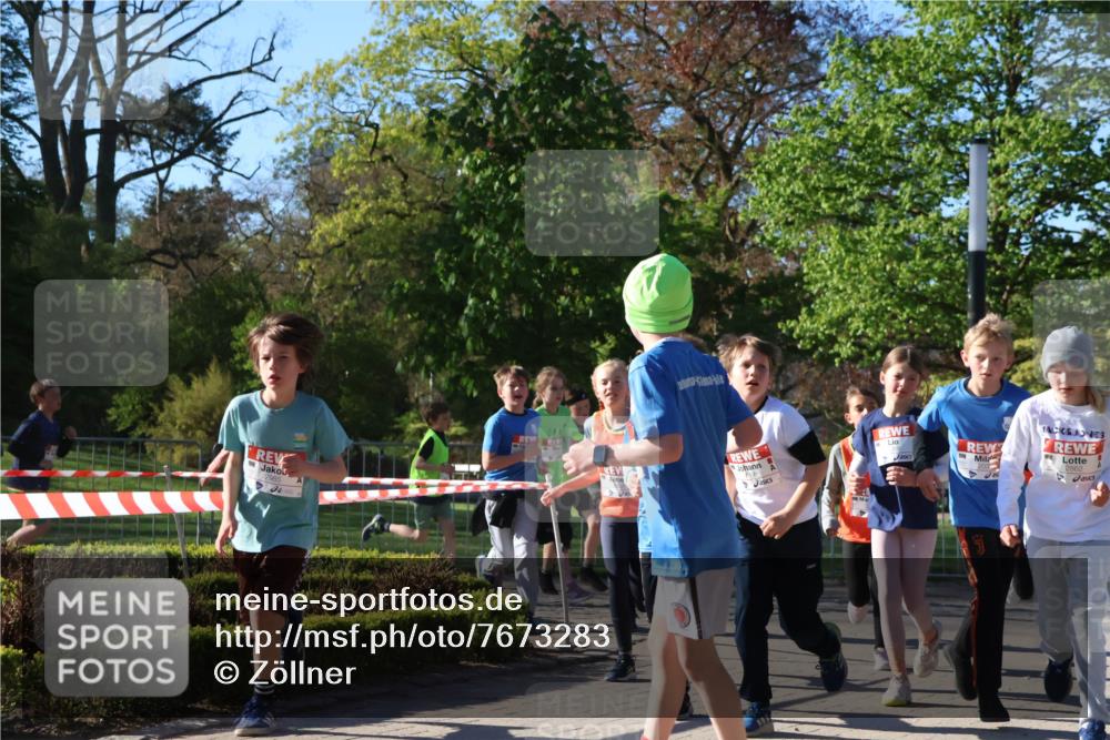 25.04.2025 - Das Zehntel Zöllner http://msf.ph/oto/7673283 26.04.2025 07:43:16 Laufen 88 meine-sportfotos.de