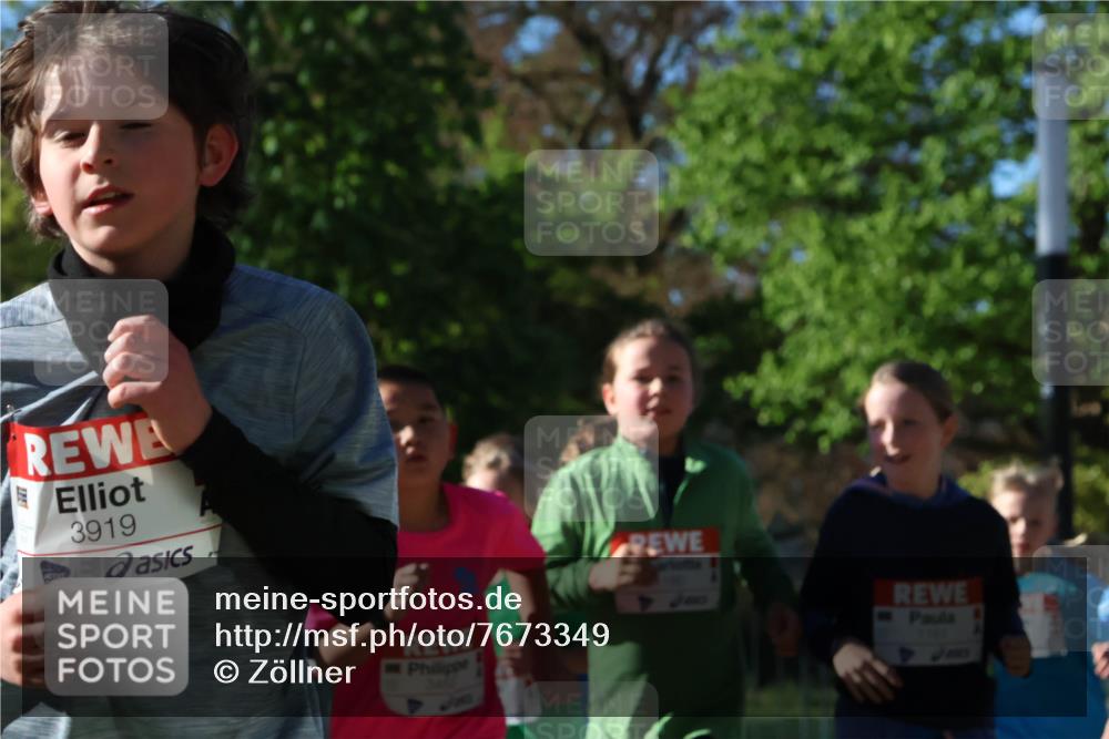 25.04.2025 - Das Zehntel Zöllner http://msf.ph/oto/7673349 26.04.2025 07:43:23 Laufen 3919 meine-sportfotos.de