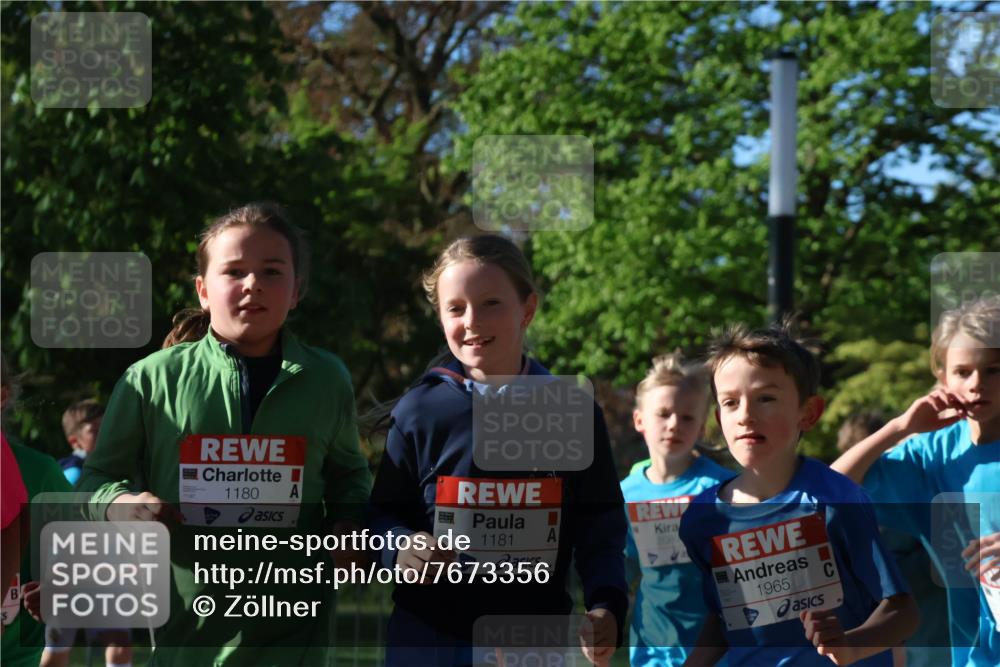 25.04.2025 - Das Zehntel Zöllner http://msf.ph/oto/7673356 26.04.2025 07:43:24 Laufen 1180, 1180, 1181, 1965 meine-sportfotos.de