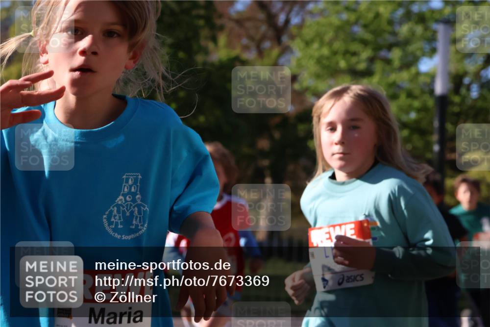 25.04.2025 - Das Zehntel Zöllner http://msf.ph/oto/7673369 26.04.2025 07:43:25 Laufen  meine-sportfotos.de