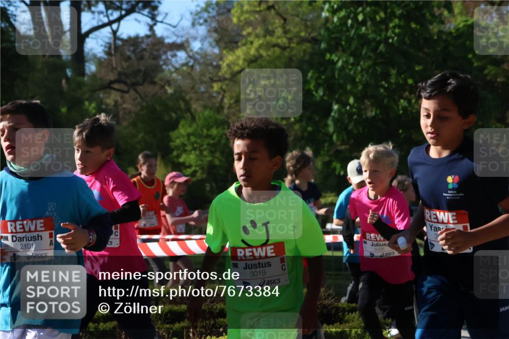 25.04.2025 - Das Zehntel Zöllner http://msf.ph/oto/7673384 26.04.2025 07:43:27 Laufen 2101, 3019, 3326, 26 meine-sportfotos.de
