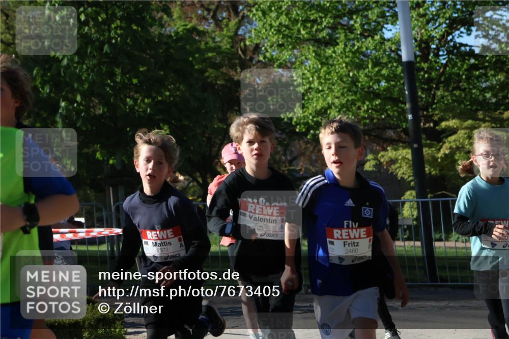 25.04.2025 - Das Zehntel Zöllner http://msf.ph/oto/7673405 26.04.2025 07:43:30 Laufen 2372, 2462, 10, 2460 meine-sportfotos.de