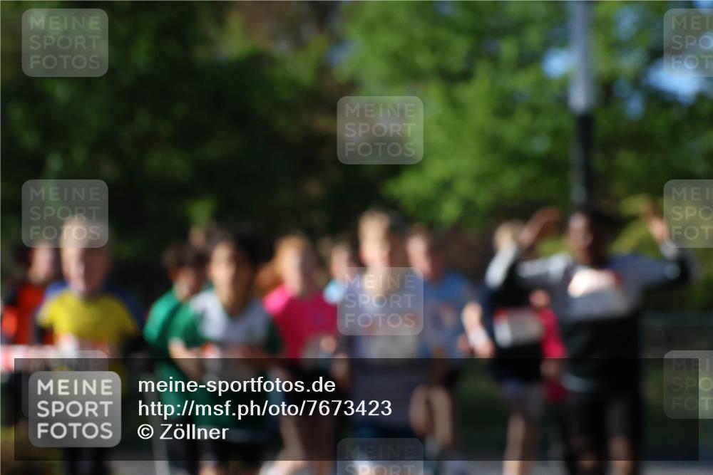 25.04.2025 - Das Zehntel Zöllner http://msf.ph/oto/7673423 26.04.2025 07:43:33 Laufen  meine-sportfotos.de