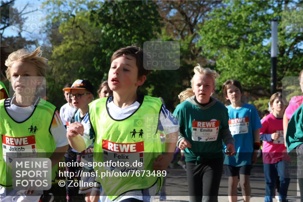 25.04.2025 - Das Zehntel Zöllner http://msf.ph/oto/7673489 26.04.2025 07:43:40 Laufen 3184, 31, 3165, 1292 meine-sportfotos.de