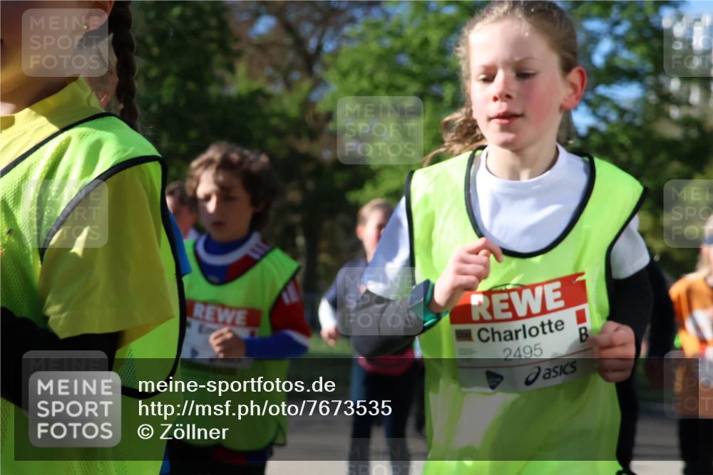 25.04.2025 - Das Zehntel Zöllner http://msf.ph/oto/7673535 26.04.2025 07:43:46 Laufen 2495 meine-sportfotos.de