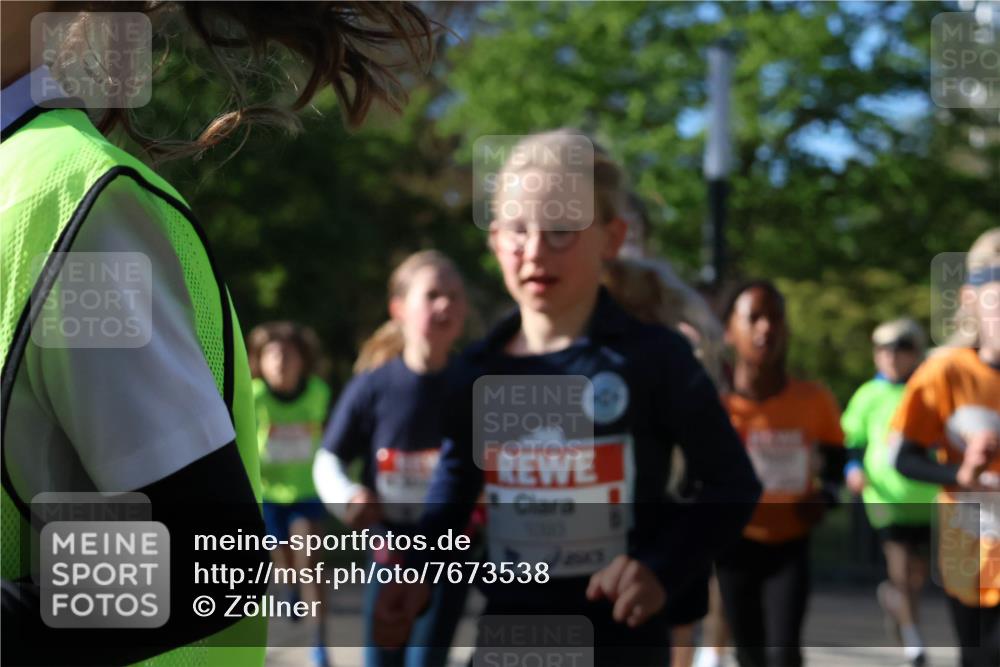 25.04.2025 - Das Zehntel Zöllner http://msf.ph/oto/7673538 26.04.2025 07:43:46 Laufen  meine-sportfotos.de