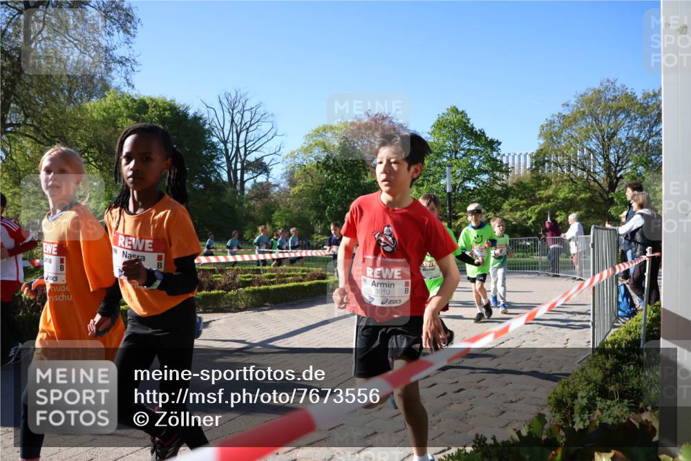 25.04.2025 - Das Zehntel Zöllner http://msf.ph/oto/7673556 26.04.2025 07:43:49 Laufen 3910 meine-sportfotos.de