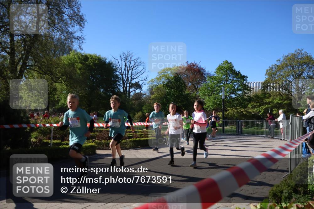 25.04.2025 - Das Zehntel Zöllner http://msf.ph/oto/7673591 26.04.2025 07:43:52 Laufen  meine-sportfotos.de