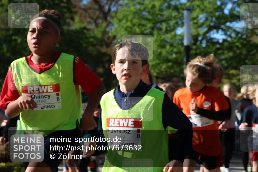 25.04.2025 - Das Zehntel Zöllner http://msf.ph/oto/7673632 26.04.2025 07:43:57 Laufen 3196, 3159 meine-sportfotos.de