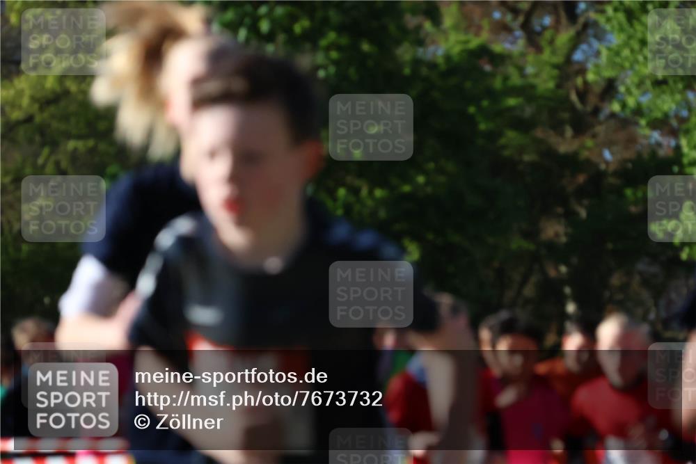 25.04.2025 - Das Zehntel Zöllner http://msf.ph/oto/7673732 26.04.2025 07:44:09 Laufen  meine-sportfotos.de