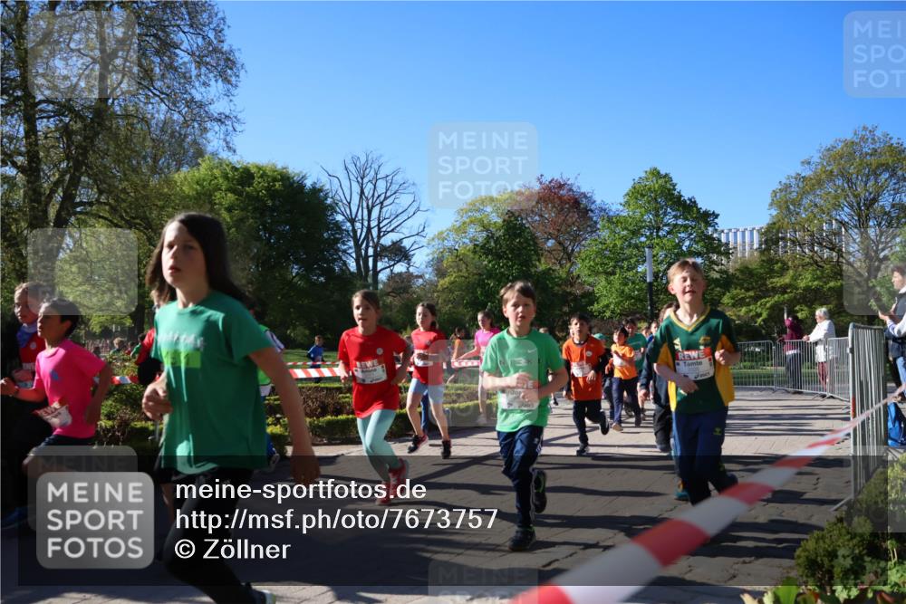 25.04.2025 - Das Zehntel Zöllner http://msf.ph/oto/7673757 26.04.2025 07:44:12 Laufen  meine-sportfotos.de