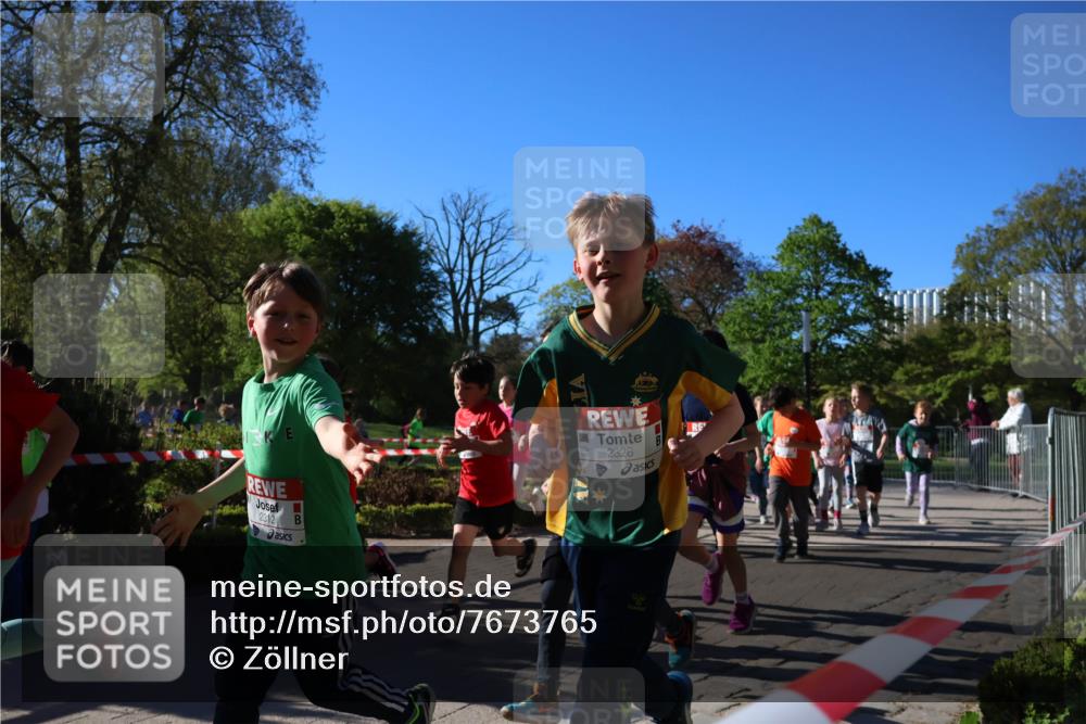 25.04.2025 - Das Zehntel Zöllner http://msf.ph/oto/7673765 26.04.2025 07:44:12 Laufen 2312, 2328 meine-sportfotos.de
