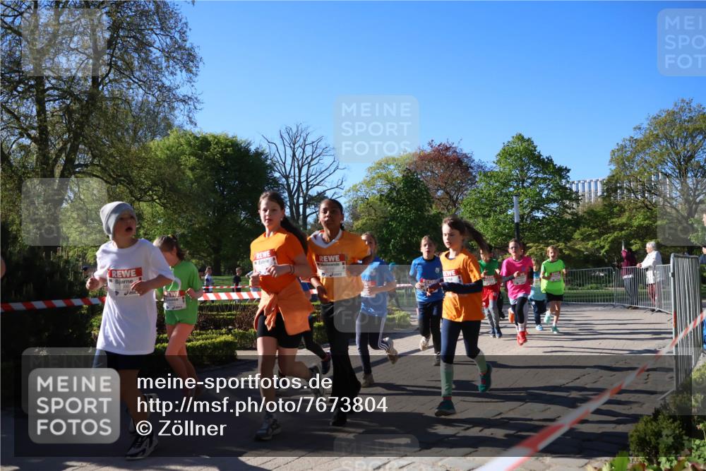 25.04.2025 - Das Zehntel Zöllner http://msf.ph/oto/7673804 26.04.2025 07:44:17 Laufen  meine-sportfotos.de