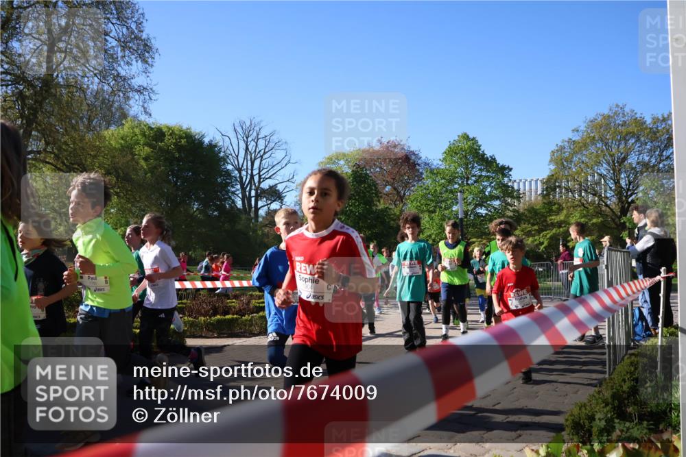 25.04.2025 - Das Zehntel Zöllner http://msf.ph/oto/7674009 26.04.2025 07:44:47 Laufen  meine-sportfotos.de
