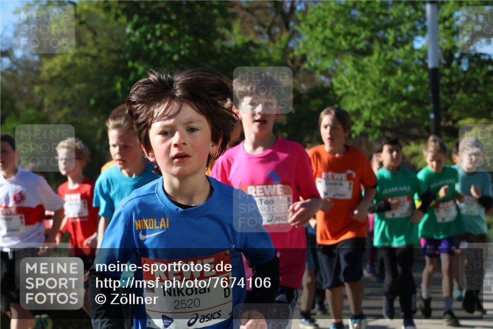 25.04.2025 - Das Zehntel Zöllner http://msf.ph/oto/7674106 26.04.2025 07:45:01 Laufen 3431, 2520, 2520 meine-sportfotos.de