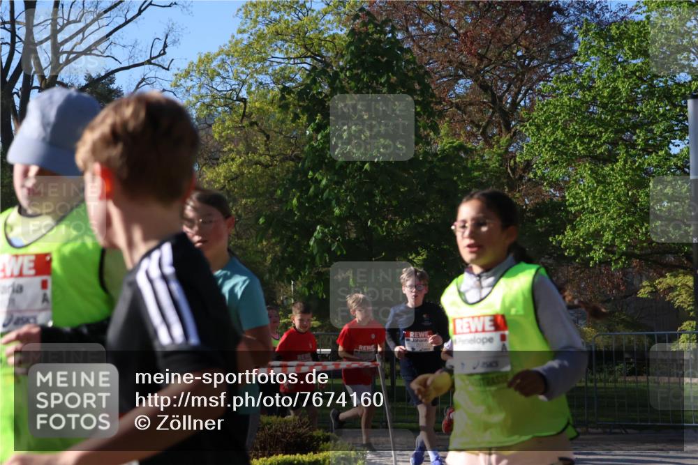 25.04.2025 - Das Zehntel Zöllner http://msf.ph/oto/7674160 26.04.2025 07:45:08 Laufen  meine-sportfotos.de