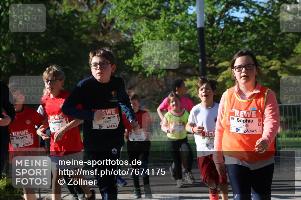 25.04.2025 - Das Zehntel Zöllner http://msf.ph/oto/7674175 26.04.2025 07:45:10 Laufen 1783, 1786, 2657, 171, 2786 meine-sportfotos.de