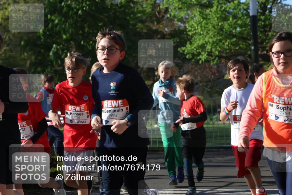 25.04.2025 - Das Zehntel Zöllner http://msf.ph/oto/7674179 26.04.2025 07:45:11 Laufen 83, 1786, 2657, 2786 meine-sportfotos.de