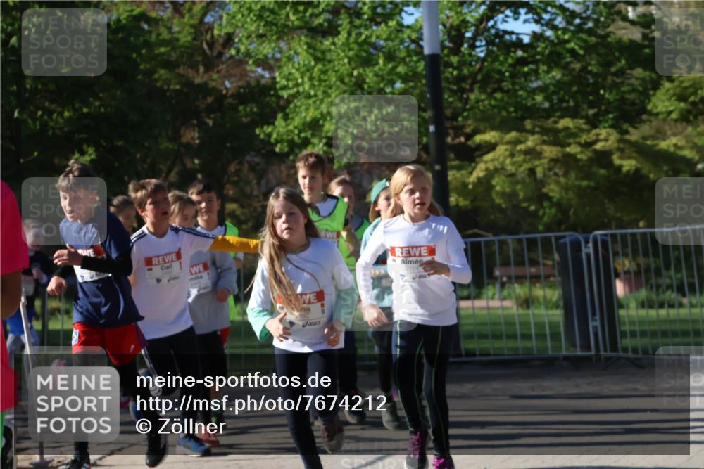 25.04.2025 - Das Zehntel Zöllner http://msf.ph/oto/7674212 26.04.2025 07:45:14 Laufen 180, 2184 meine-sportfotos.de