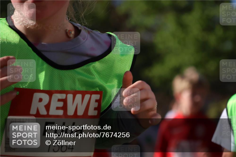 25.04.2025 - Das Zehntel Zöllner http://msf.ph/oto/7674256 26.04.2025 07:45:19 Laufen 1564, 1564 meine-sportfotos.de