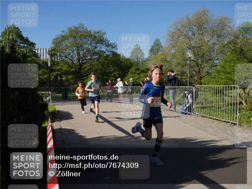 25.04.2025 - Das Zehntel Zöllner http://msf.ph/oto/7674309 26.04.2025 08:40:16 Laufen  meine-sportfotos.de