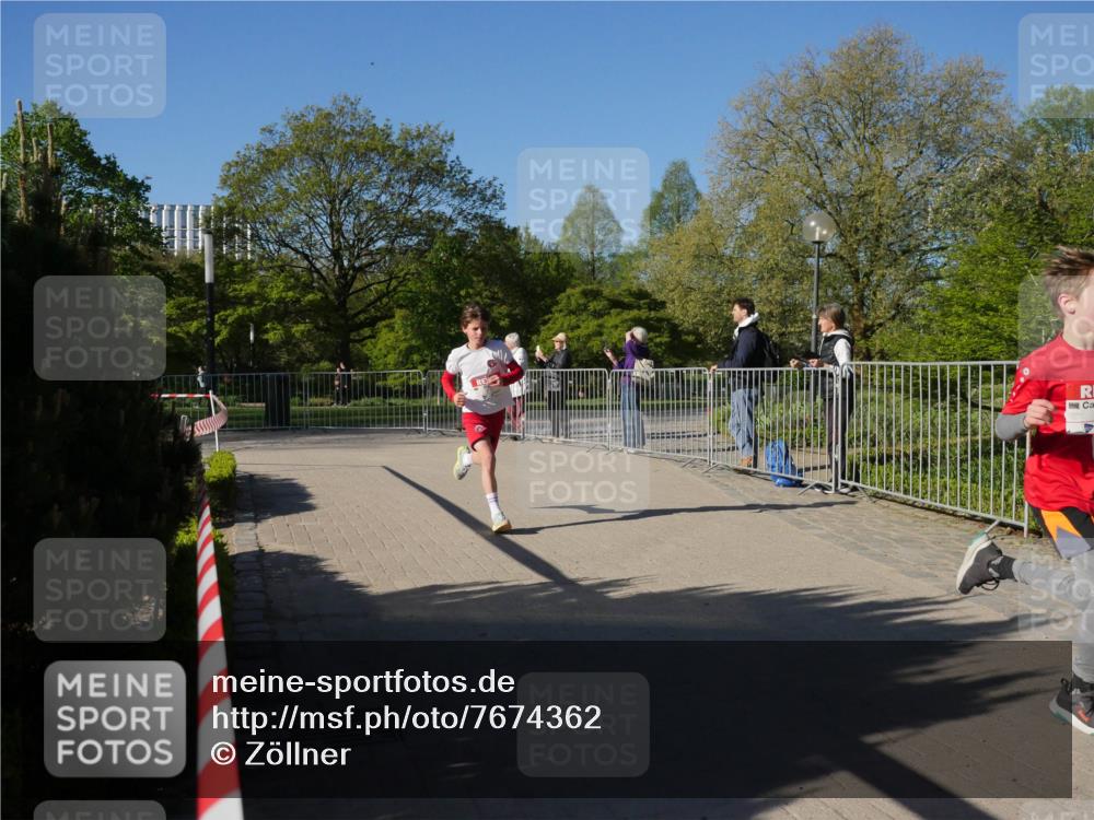 25.04.2025 - Das Zehntel Zöllner http://msf.ph/oto/7674362 26.04.2025 08:40:21 Laufen  meine-sportfotos.de