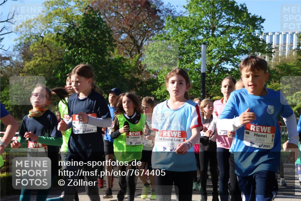 25.04.2025 - Das Zehntel Zöllner http://msf.ph/oto/7674405 26.04.2025 07:45:33 Laufen 1158, 1159, 3622, 2178, 3096, 5, 2003 meine-sportfotos.de