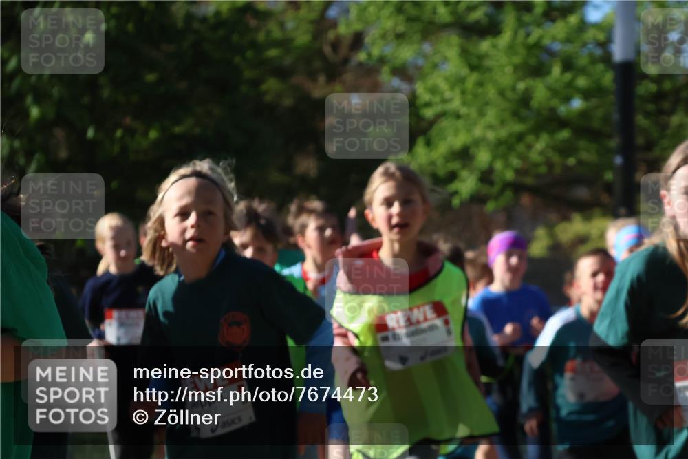25.04.2025 - Das Zehntel Zöllner http://msf.ph/oto/7674473 26.04.2025 07:45:42 Laufen 2387 meine-sportfotos.de