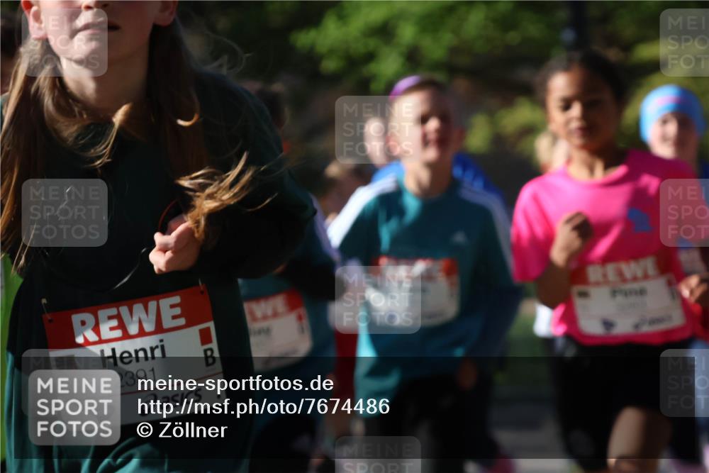 25.04.2025 - Das Zehntel Zöllner http://msf.ph/oto/7674486 26.04.2025 07:45:43 Laufen 2301, 2391 meine-sportfotos.de