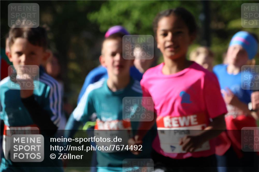 25.04.2025 - Das Zehntel Zöllner http://msf.ph/oto/7674492 26.04.2025 07:45:43 Laufen  meine-sportfotos.de
