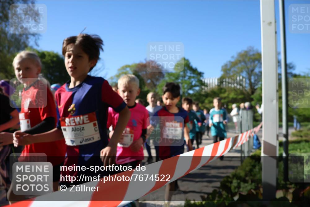 25.04.2025 - Das Zehntel Zöllner http://msf.ph/oto/7674522 26.04.2025 07:45:46 Laufen 2562 meine-sportfotos.de