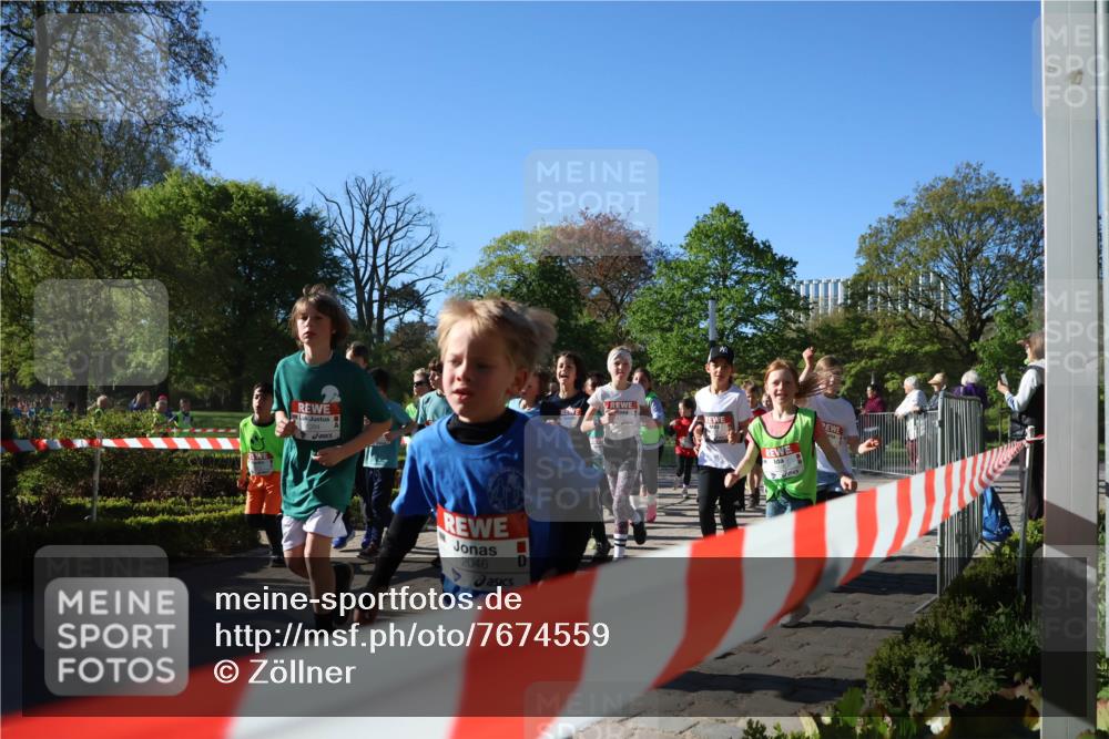 25.04.2025 - Das Zehntel Zöllner http://msf.ph/oto/7674559 26.04.2025 07:45:48 Laufen 2046 meine-sportfotos.de