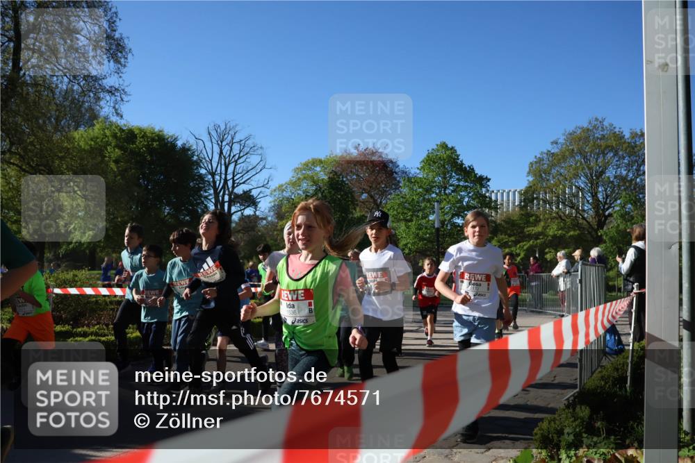 25.04.2025 - Das Zehntel Zöllner http://msf.ph/oto/7674571 26.04.2025 07:45:49 Laufen 1536, 2172 meine-sportfotos.de