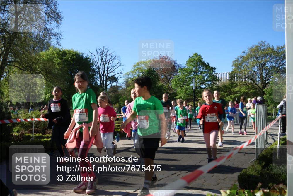 25.04.2025 - Das Zehntel Zöllner http://msf.ph/oto/7675475 26.04.2025 07:47:10 Laufen  meine-sportfotos.de